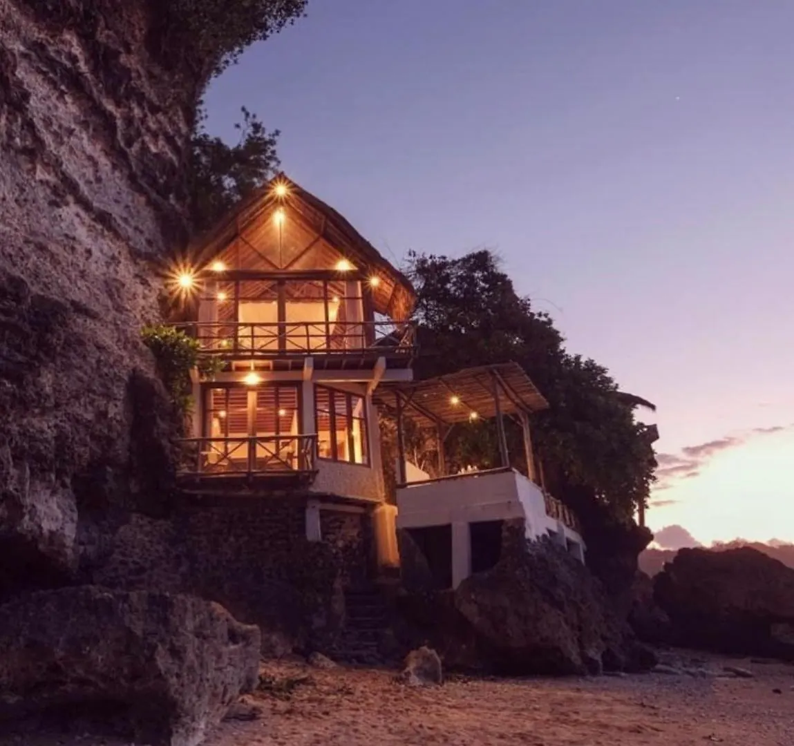 Uluwatu Surf Shack Villa  Uluwatu (Bali)